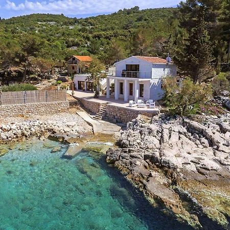 Villa Mendes Zastražišće Exteriör bild