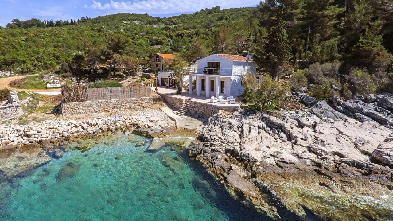 Villa Mendes Zastražišće Exteriör bild
